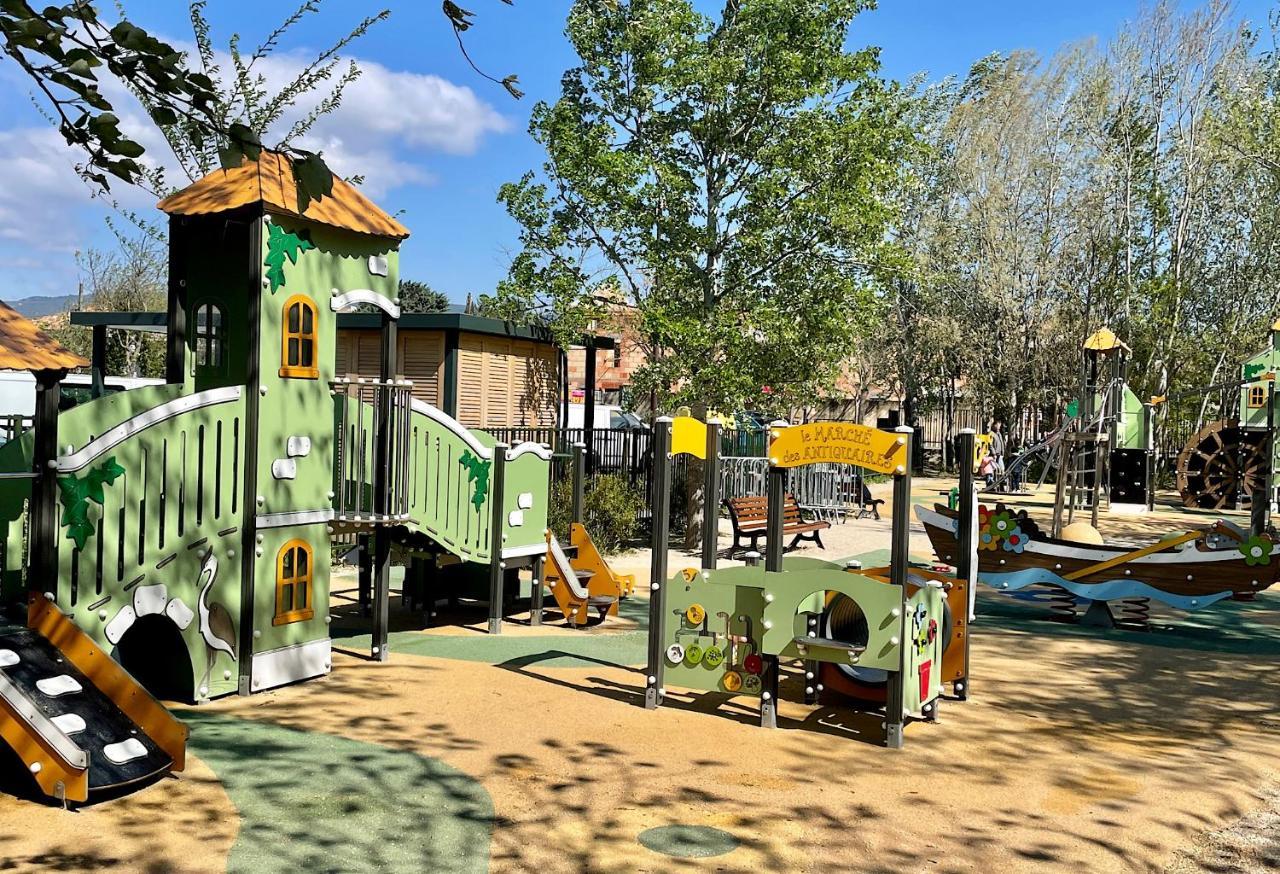 Ferienwohnung Quai Du Felibre LʼIsle-sur-la-Sorgue Exterior foto