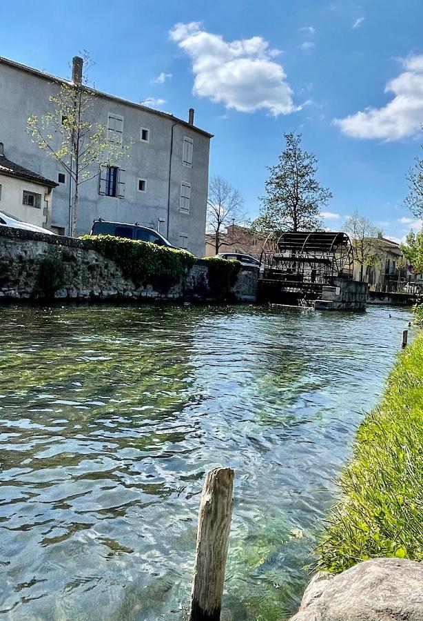 Ferienwohnung Quai Du Felibre LʼIsle-sur-la-Sorgue Exterior foto